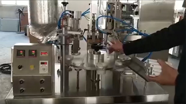 Semi-Automatic Tube Filler Sealer